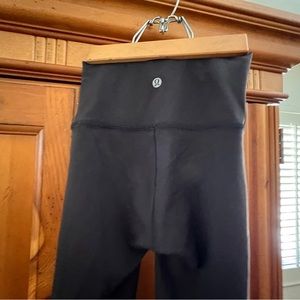 Lululemon Wunder Train High Rise Tight